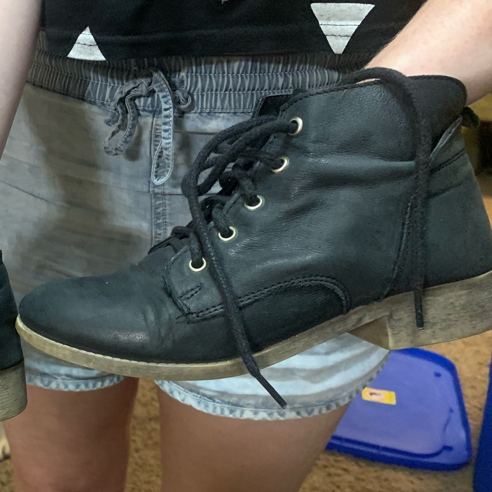 Ankle booties